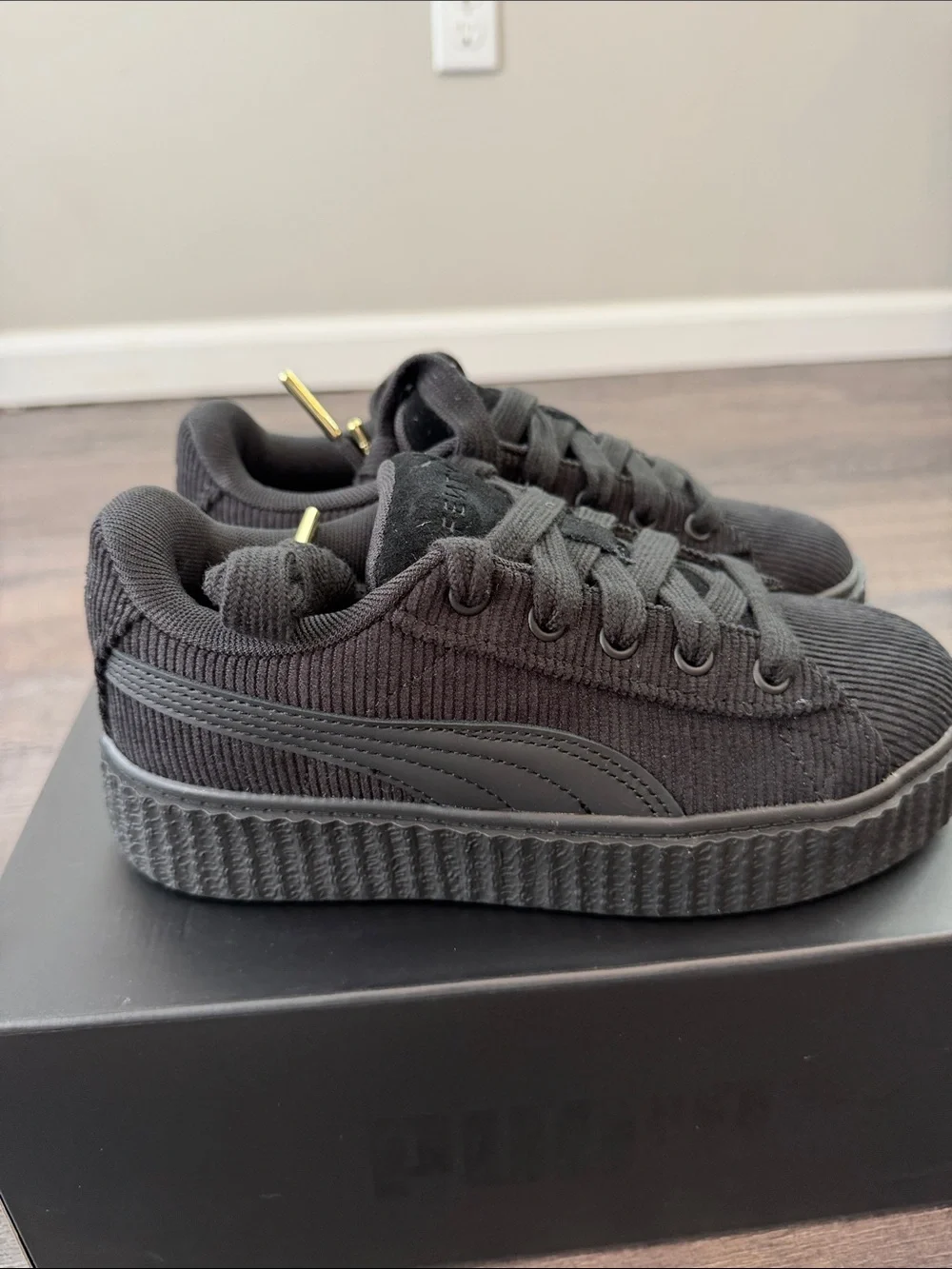 Puma FENTY 3 Creeper Phatty Black Corduroy Platform Sneaker w/Extra Cream Laces